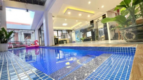 Sunflower Villa - Free Bida - Phòng Karaoke - Có Thang Máy - 10 Phòng Ngủ - Gần Biển